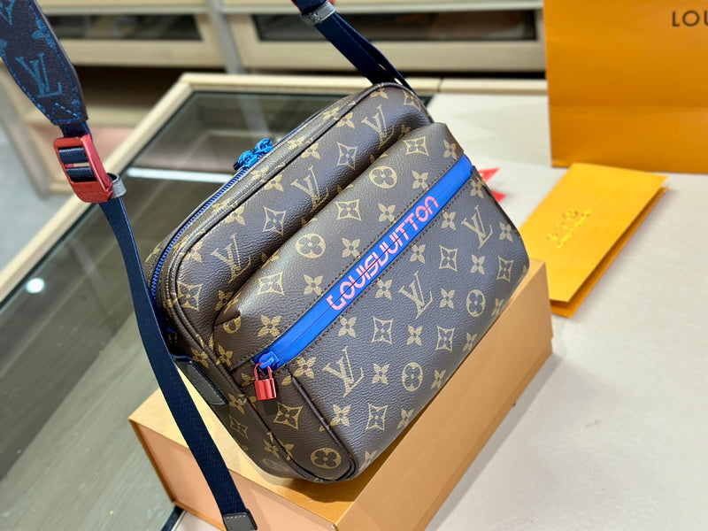 Franco Shops - Louis Vuittons  - 14924