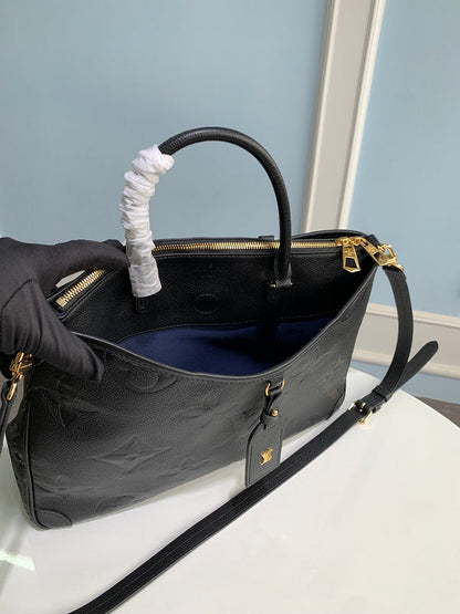 Franco Shops - Louis Vuittons  - 15409