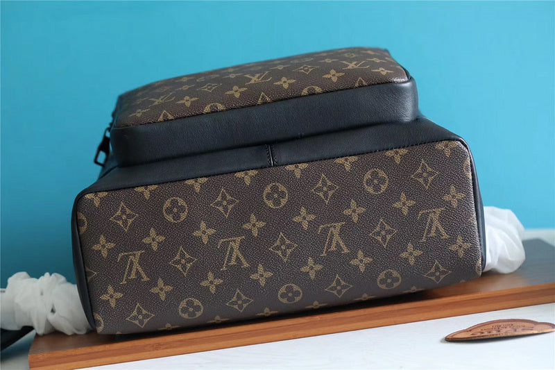 Franco Shops - Louis Vuittons  - 9733