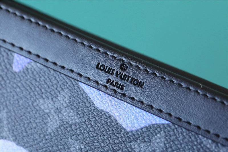 Franco Shops - Louis Vuittons  - 9966