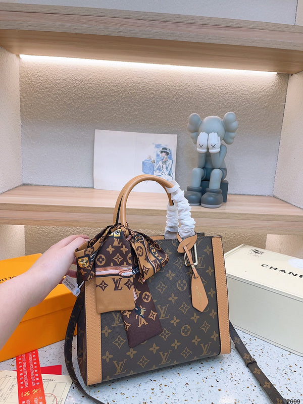 Franco Shops - Louis Vuittons  - 14903