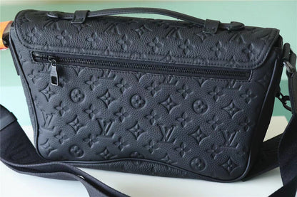 Franco Shops - Louis Vuittons  - 9889