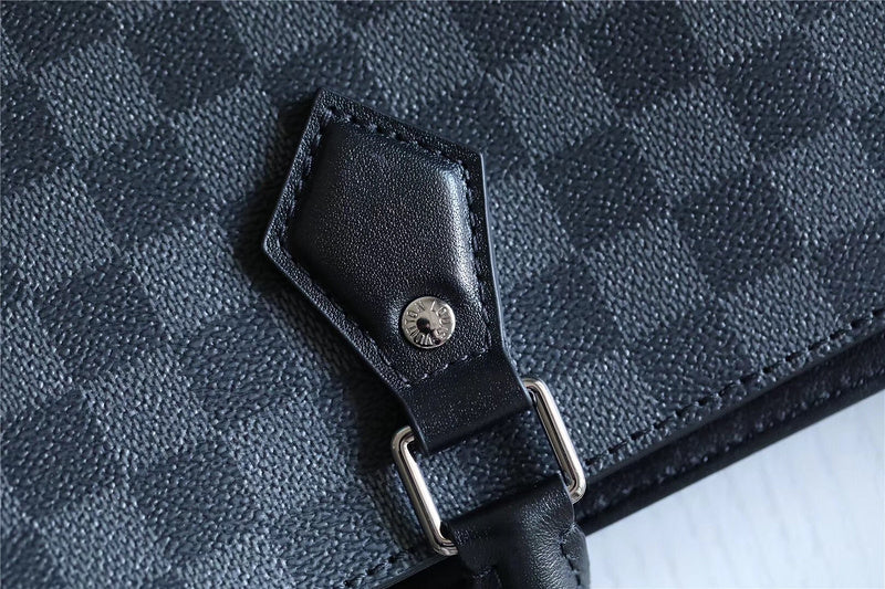 Franco Shops - Louis Vuittons  - 9864