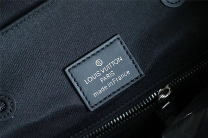 Franco Shops - Louis Vuittons  - 9675