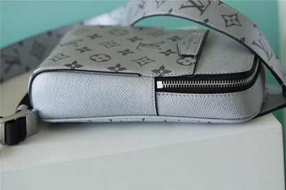 Franco Shops - Louis Vuittons  - 10204
