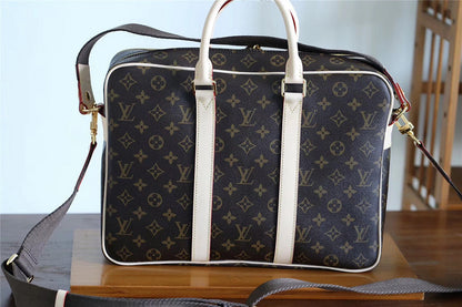 Franco Shops - Louis Vuittons  - 9863