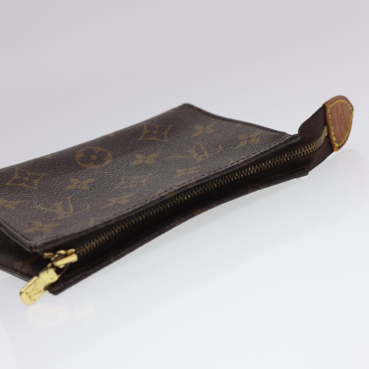 LOUIS VUITTON Monogram Poche Toilette 15 Pouch M47546 LV Auth 40511