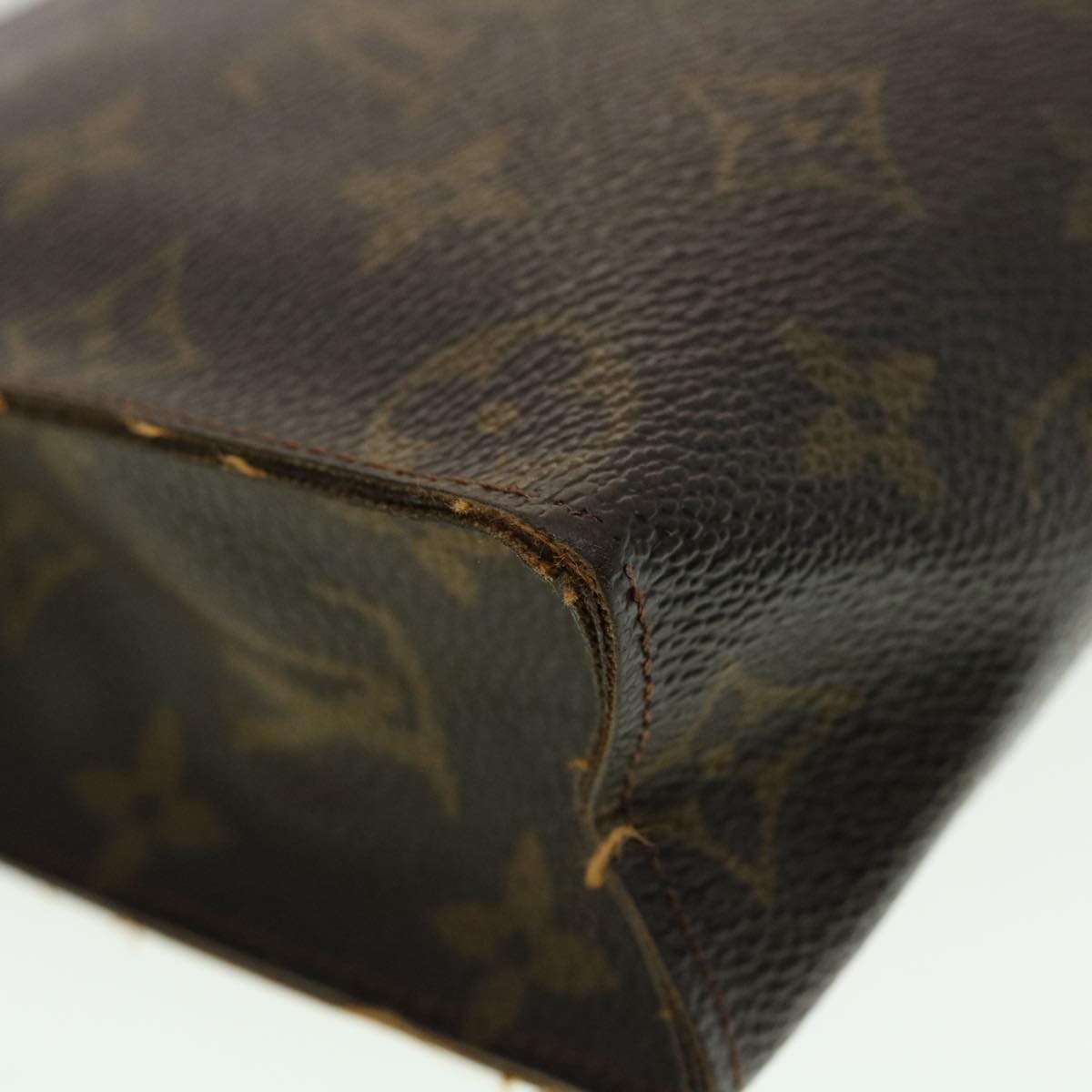 LOUIS VUITTON Monogram Poche Toilette 26 Pouch M47542 LV Auth 40575