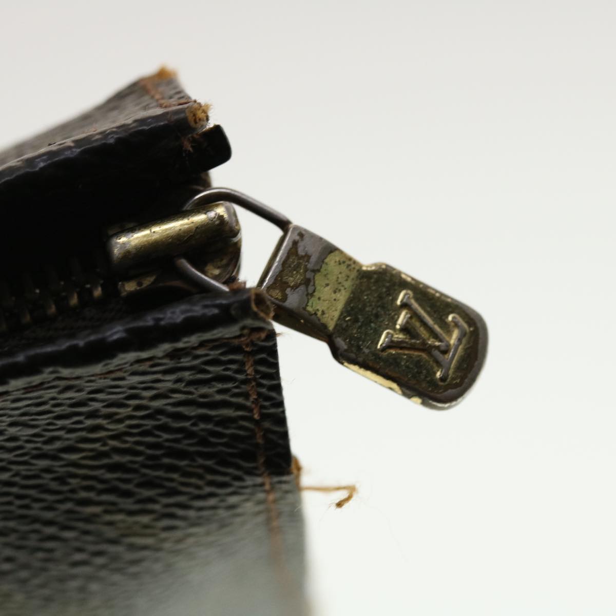 LOUIS VUITTON Monogram Poche Toilette 26 Pouch M47542 LV Auth 40575