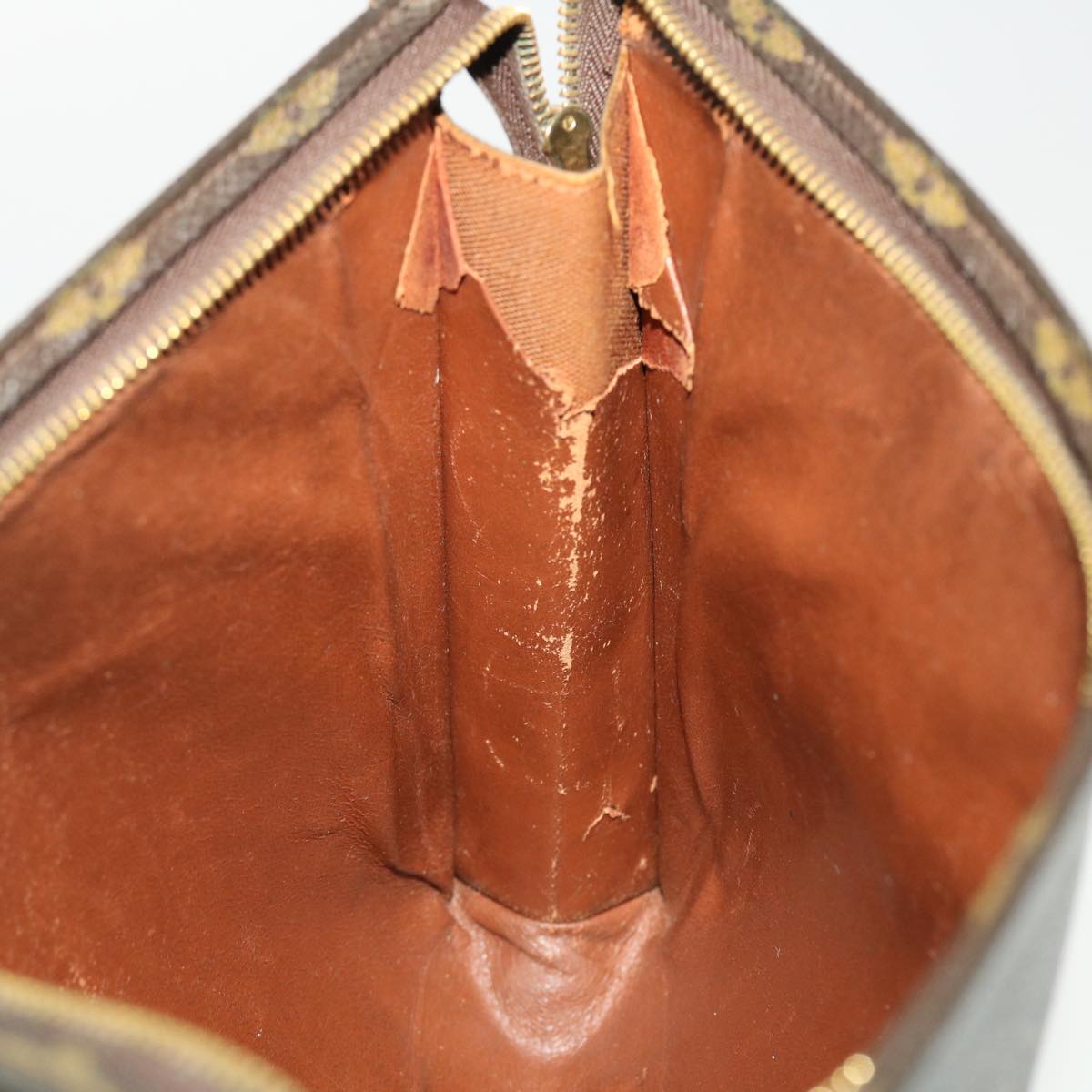 LOUIS VUITTON Monogram Poche Toilette 26 Pouch M47542 LV Auth 40575