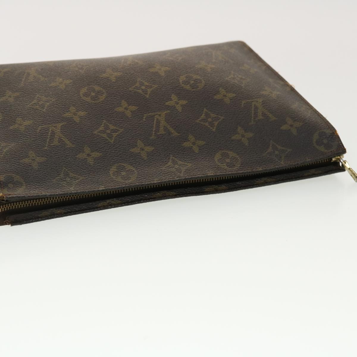 LOUIS VUITTON Monogram Poche Toilette 26 Pouch M47542 LV Auth 40575
