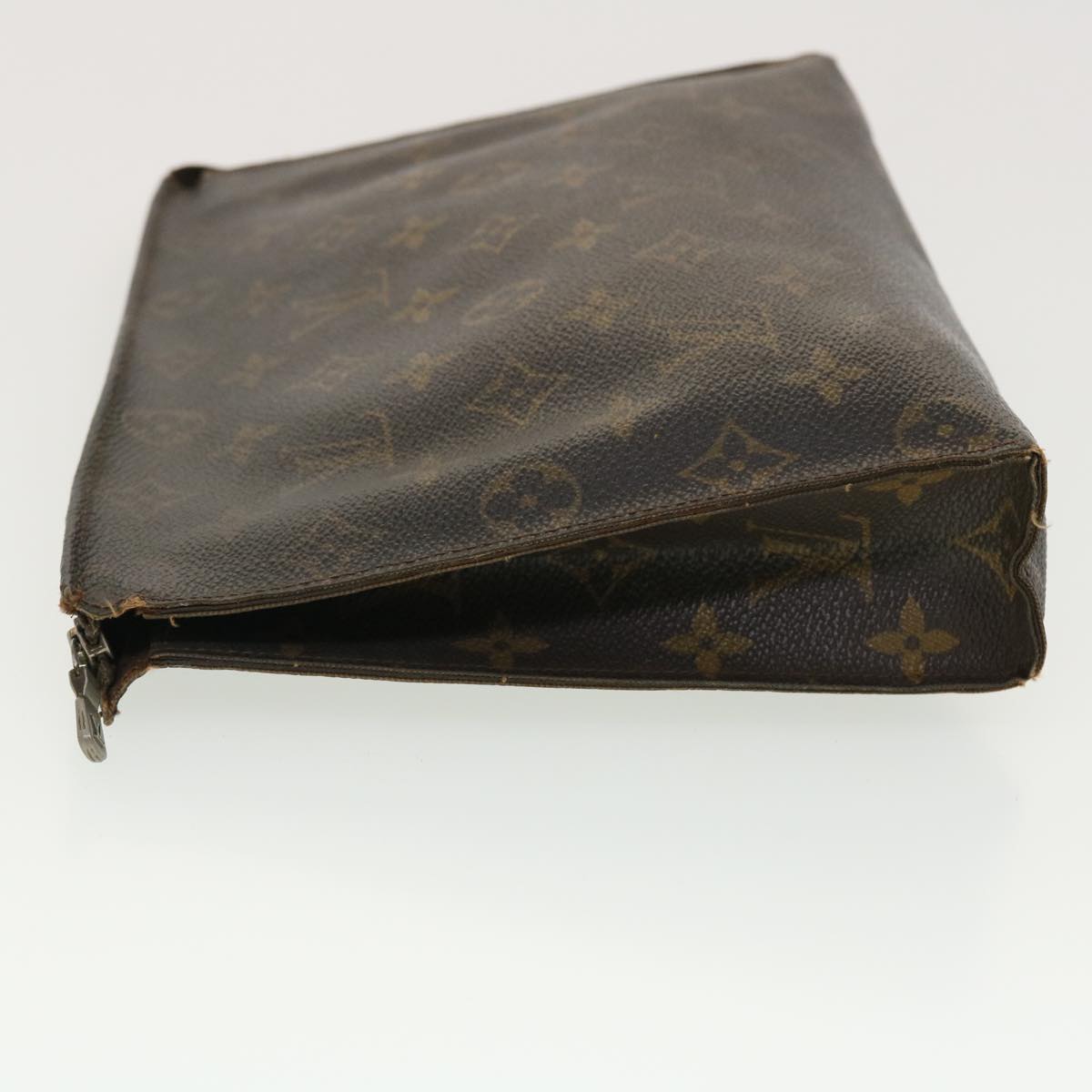 LOUIS VUITTON Monogram Poche Toilette 26 Pouch M47542 LV Auth 40640