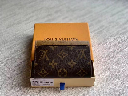 Franco Shops - Louis Vuittons  - 15765