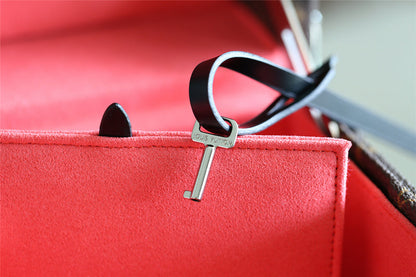 Franco Shops - Louis Vuittons  - 9535