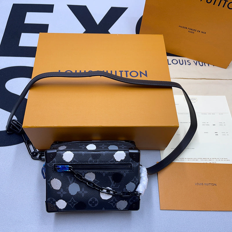 Franco Shops - Louis Vuittons  - 10131
