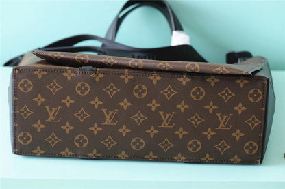 Franco Shops - Louis Vuittons  - 9803