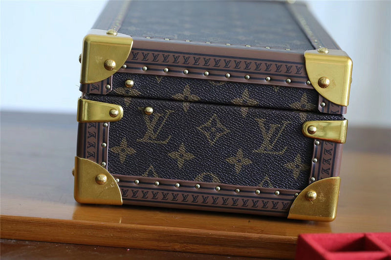 Franco Shops - Louis Vuittons  - 9514