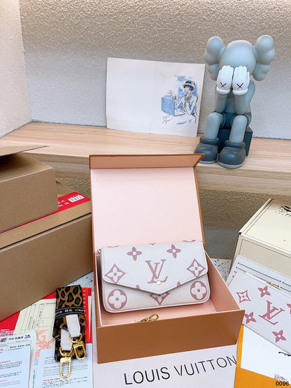 Franco Shops - Louis Vuittons  - 14978