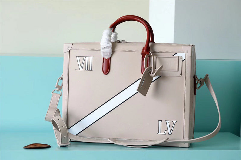 Franco Shops - Louis Vuittons  - 9806