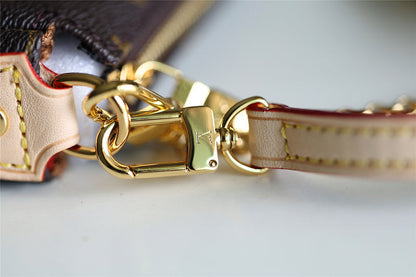 Franco Shops - Louis Vuittons  - 9377