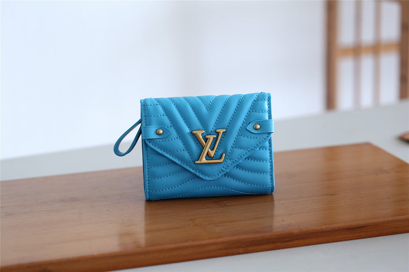 Franco Shops - Louis Vuittons  - 9365
