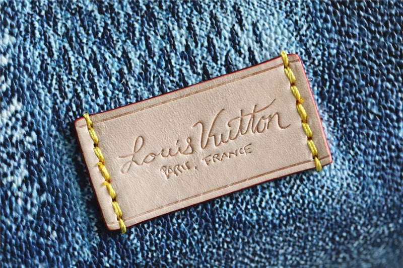 Franco Shops - Louis Vuittons  - 9582