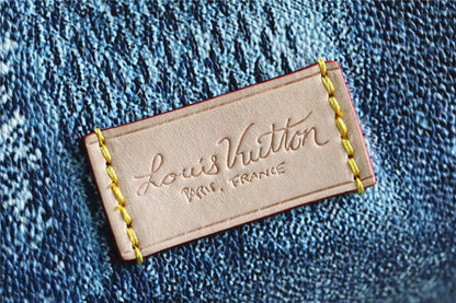 Franco Shops - Louis Vuittons  - 9582