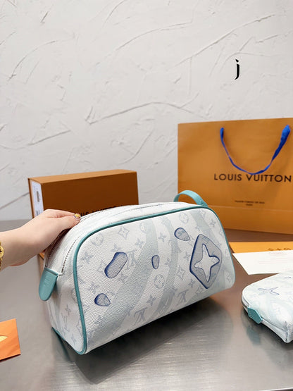 Franco Shops - Louis Vuittons  - 15028