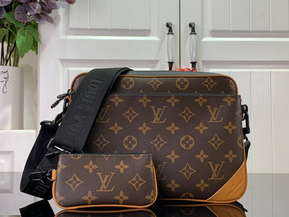 Franco Shops - Louis Vuittons  - 15238