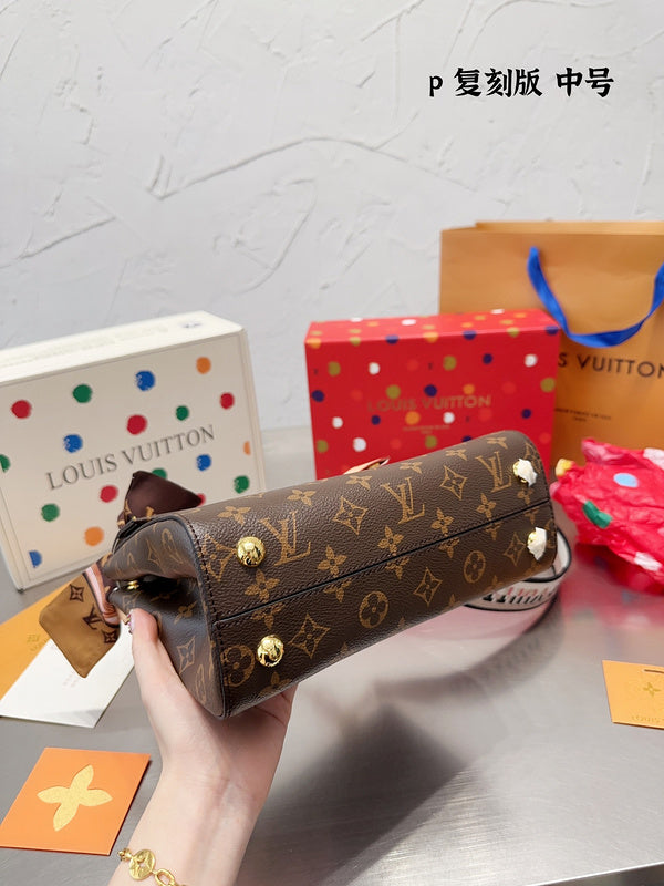 Franco Shops - Louis Vuittons  - 14948