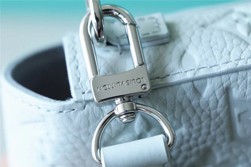 Franco Shops - Louis Vuittons  - 9913