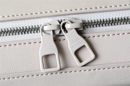 Franco Shops - Louis Vuittons  - 9806