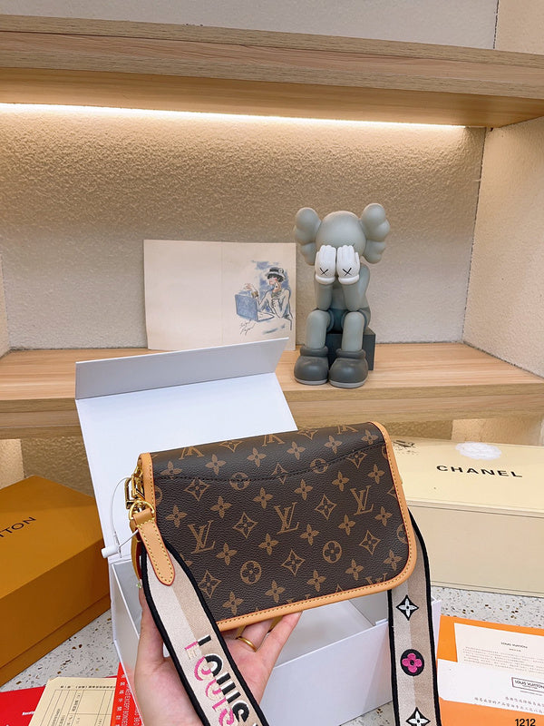Franco Shops - Louis Vuittons  - 14980