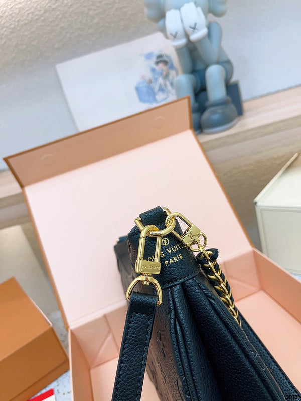 Franco Shops - Louis Vuittons  - 14873