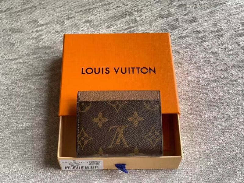 Franco Shops - Louis Vuittons  - 15767