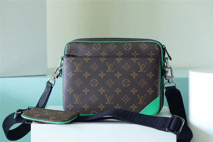 Franco Shops - Louis Vuittons  - 10043