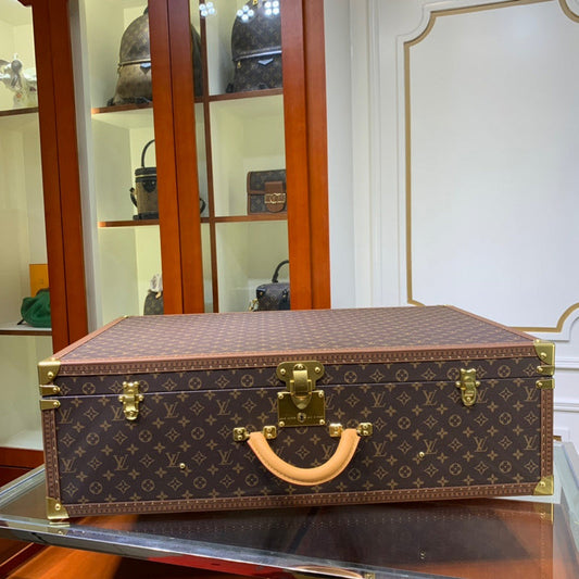 Franco Shops - Louis Vuittons  - 9494