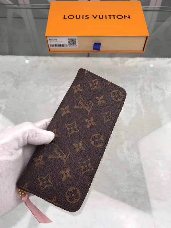 Franco Shops - Louis Vuittons  - 9419