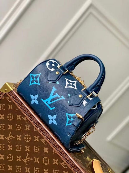 Franco Shops - Louis Vuittons  - 15364