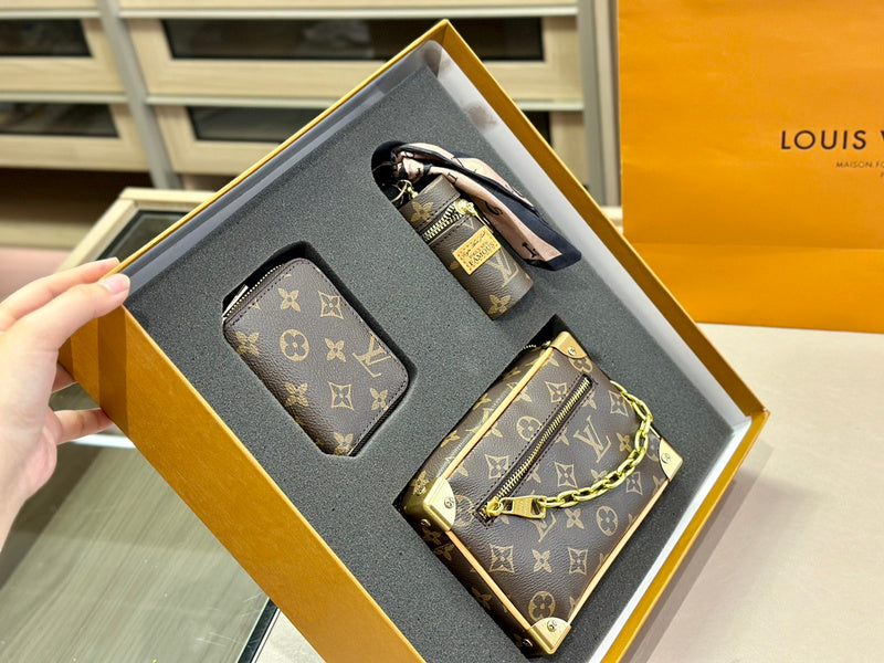 Franco Shops - Louis Vuittons  - 14898