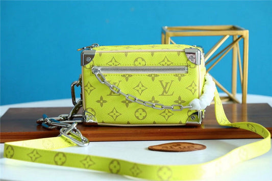 Franco Shops - Louis Vuittons  - 10168