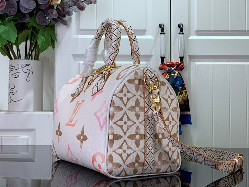 Franco Shops - Louis Vuittons  - 15232