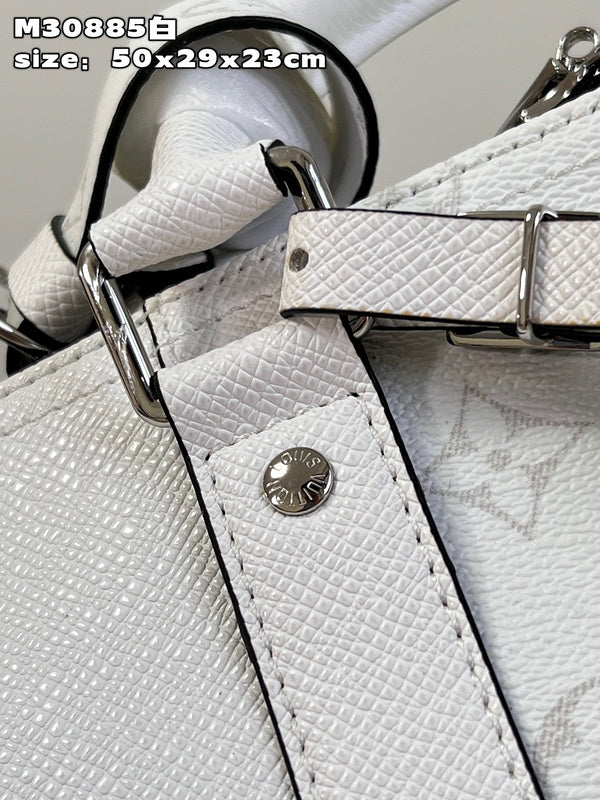 Franco Shops - Louis Vuittons  - 15386