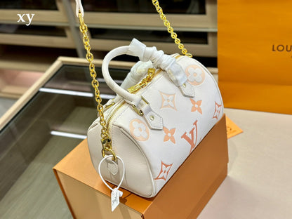 Franco Shops - Louis Vuittons  - 15004