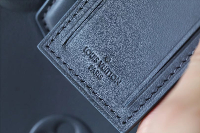 Franco Shops - Louis Vuittons  - 9786