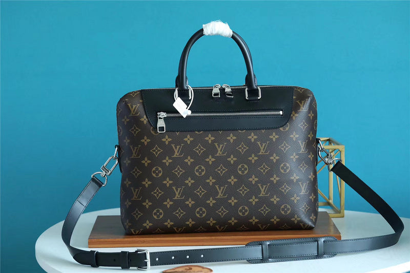 Franco Shops - Louis Vuittons  - 9859