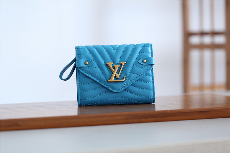 Franco Shops - Louis Vuittons  - 9365
