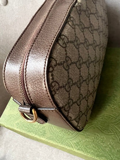 Gucci Neo Vintage GG Supreme Messenger Bag (RRP £1060)