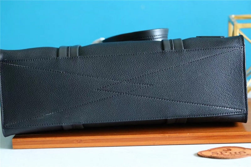 Franco Shops - Louis Vuittons  - 9821