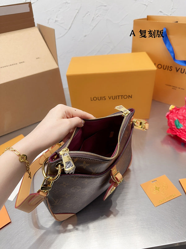 Franco Shops - Louis Vuittons  - 14959